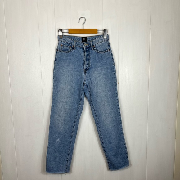 BDG High-Waisted Slim Straight Jean Sz 25 - Picture 4 of 11